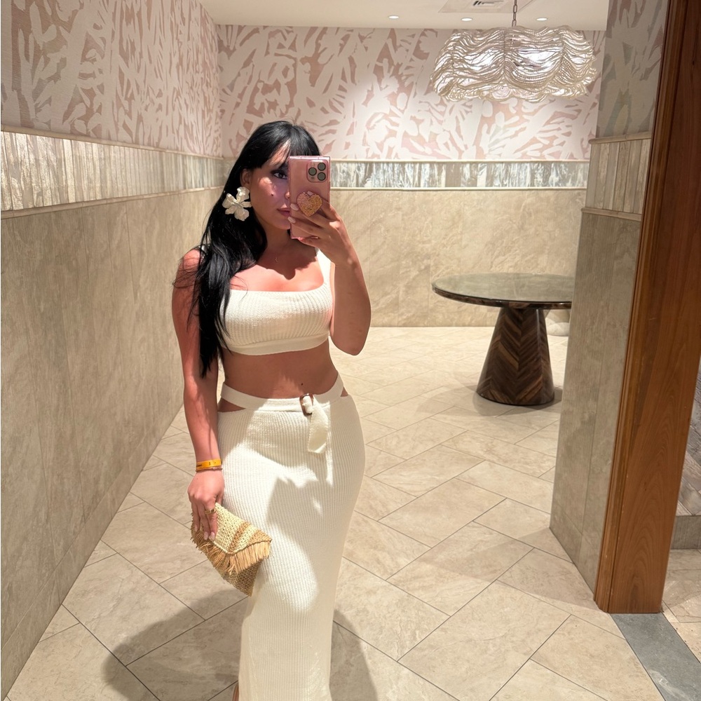 Cream Knit Skirt set